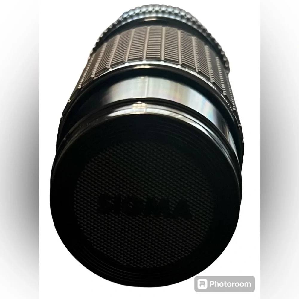 SIGMA ZOOM Lens K II 70~210mm 1:4.5 Made in JAPAN ~ Case Included